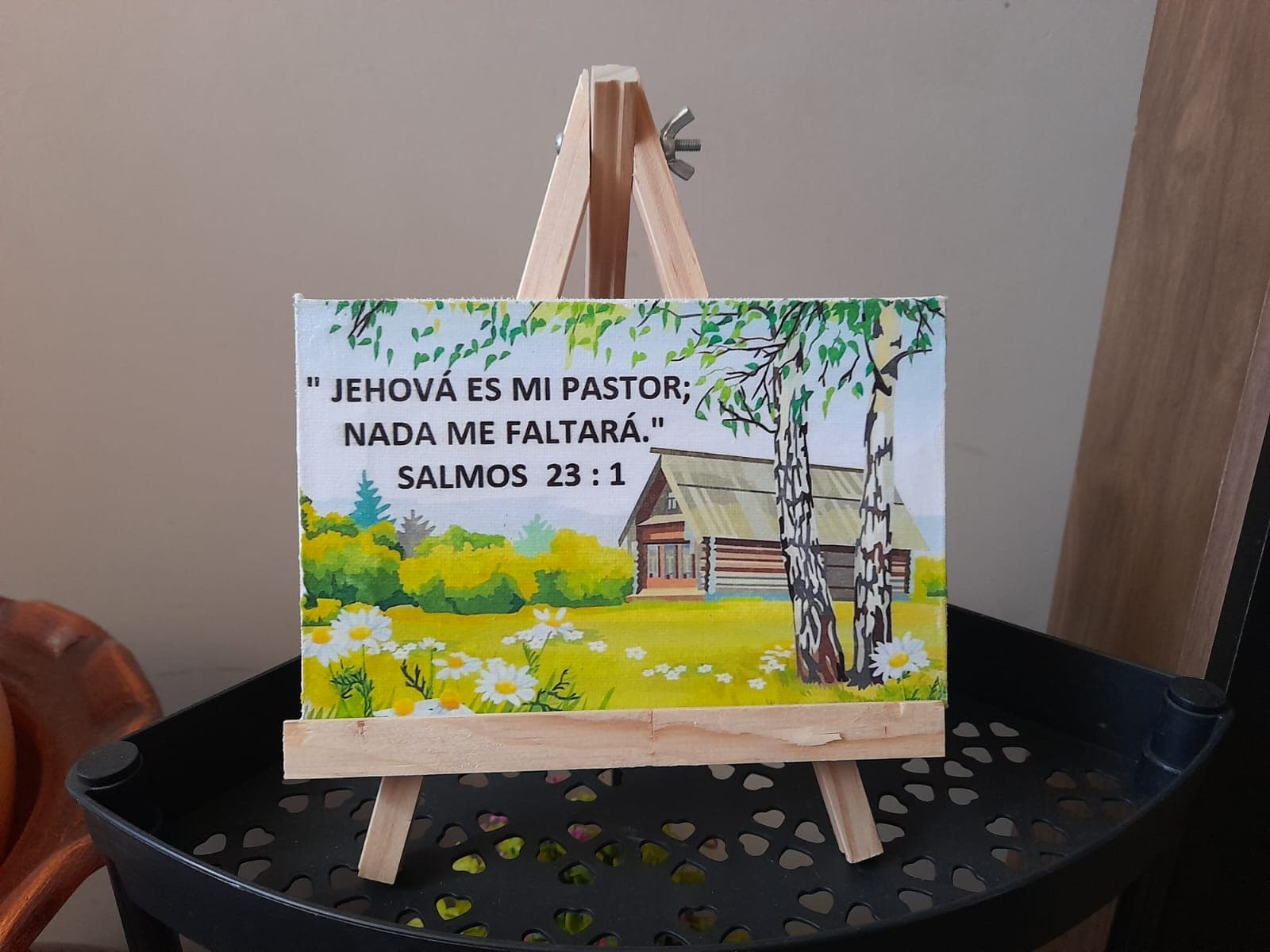 Cuadro pintado sobre madera con paisaje
